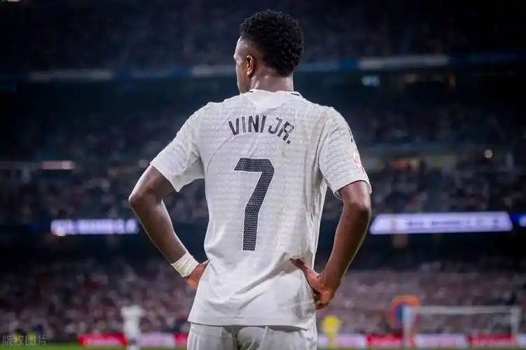 同样处于伯 同样处于伯